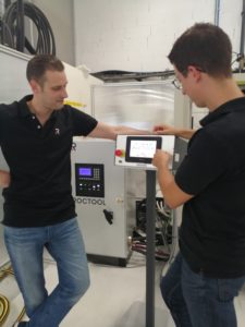 Installation roctool injection system